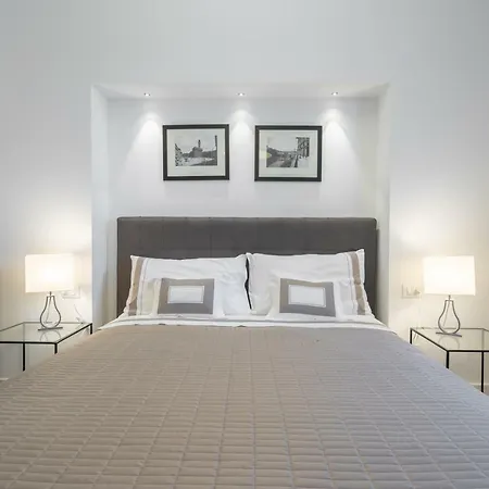 Apartment Palace Downtown